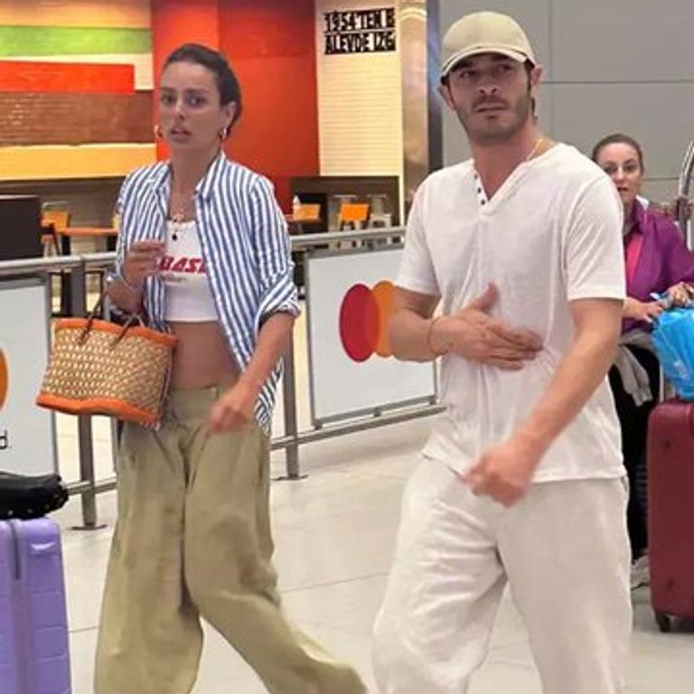 الممثلة التركية بيستمسو أوزدمير