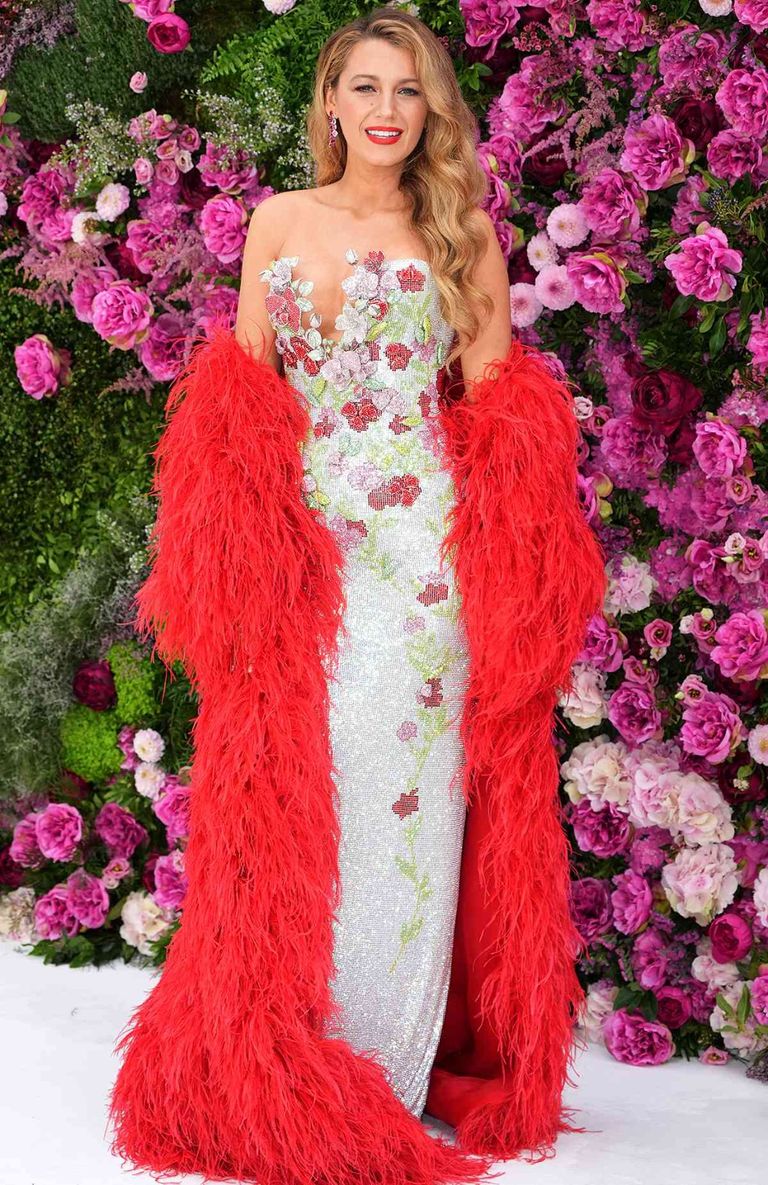 تايلور سويفت وبليك ليفلي