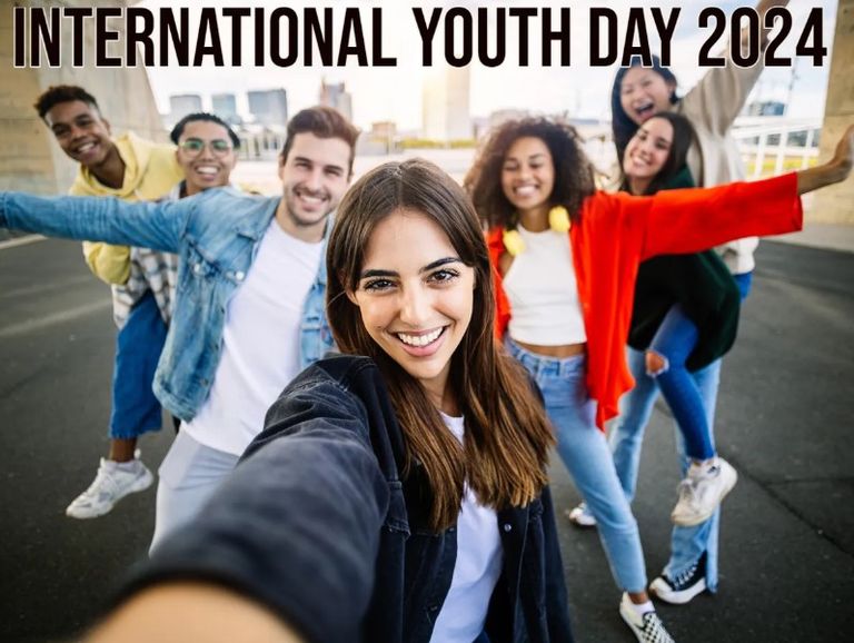 مجموعة من الشباب