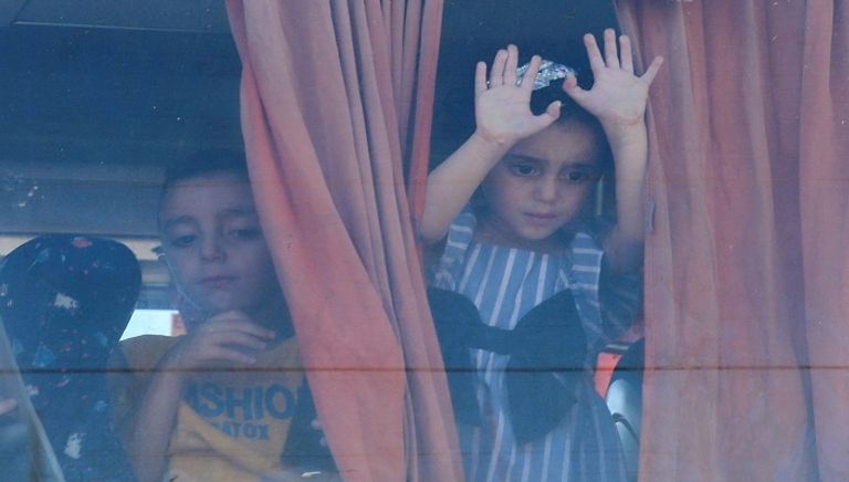 طفلة فلسطينية بمستشفى في خان يونس