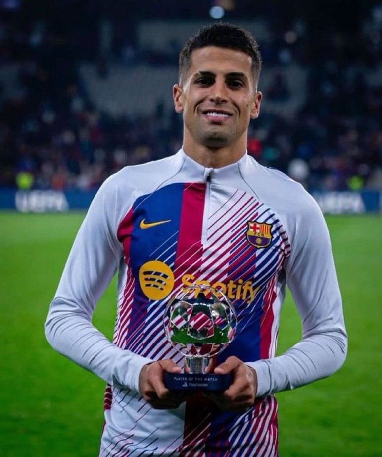 جواو كانسيلو في مران مانشستر سيتي