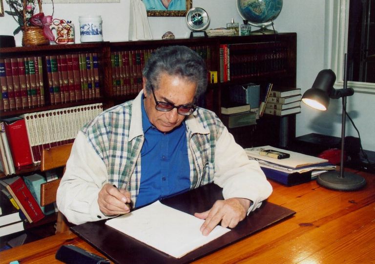 الكاتب المصري أنيس منصور