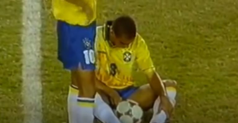 الظاهرة رونالدو الظاهرة البرازيلي رونالدو