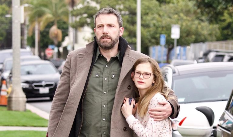 بن أفليك مع ابنته فيوليت