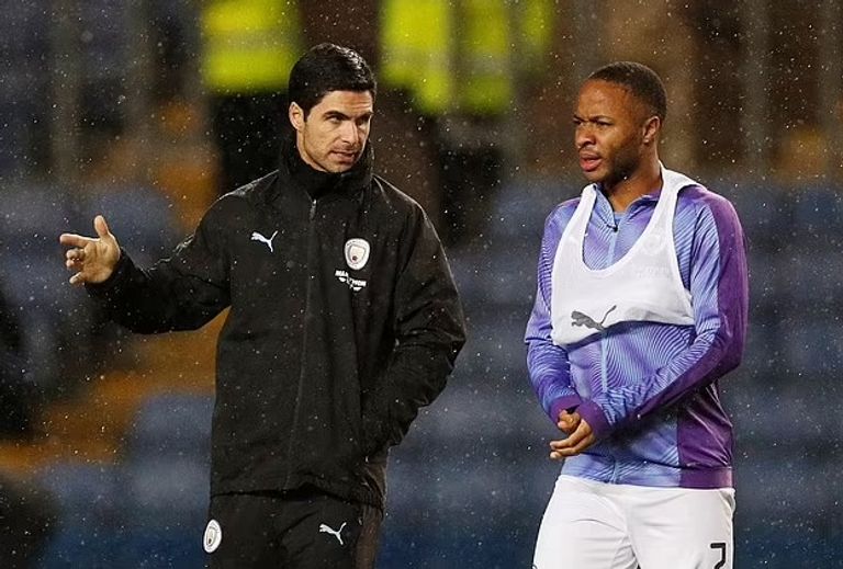 أرتيتا وستيرلنغ رحيم ستيرلينغ لاعب تشيلسي