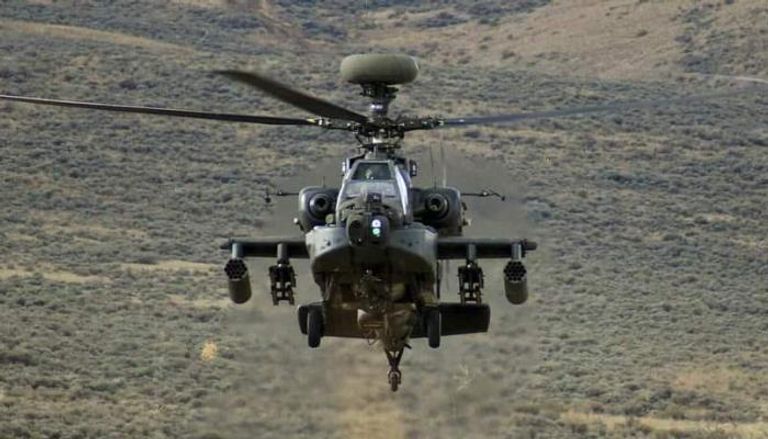 مروحية هجومية من طراز أباتشي AH-64E