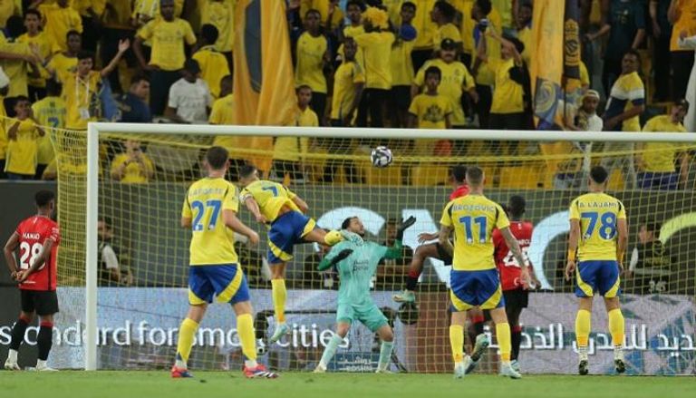 تعادل النصر والرائد في الدوري السعودي