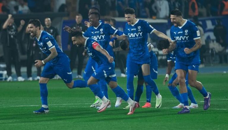 بث مباشر مباراة الهلال ضد الأخدود اليوم 