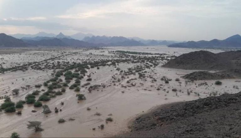 المياه تغرق الأراضي السودانية بعد انهيار سد أربعات