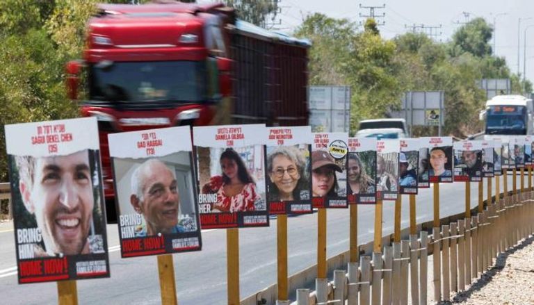 القاضي وسط أقاربه