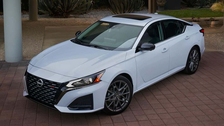 مواصفات نيسان ألتيما 2025 Nissan Altima نيسان ألتيما 2025