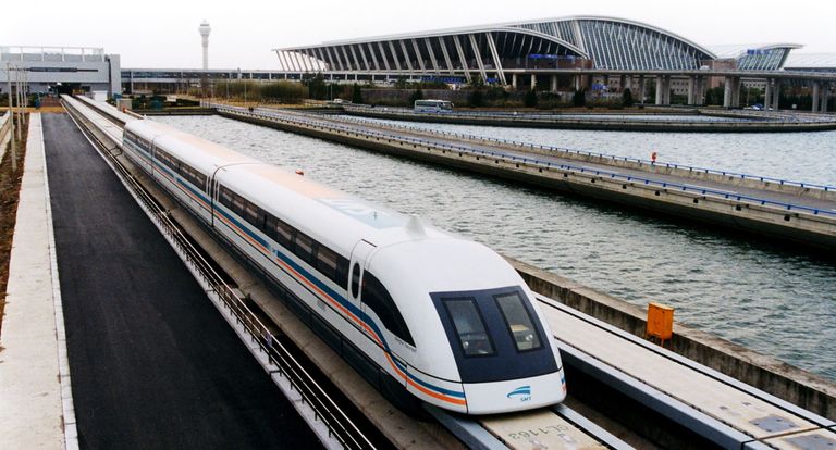 قطار Shanghai Maglev قطار Shanghai Maglev أسرع قطار في العالم