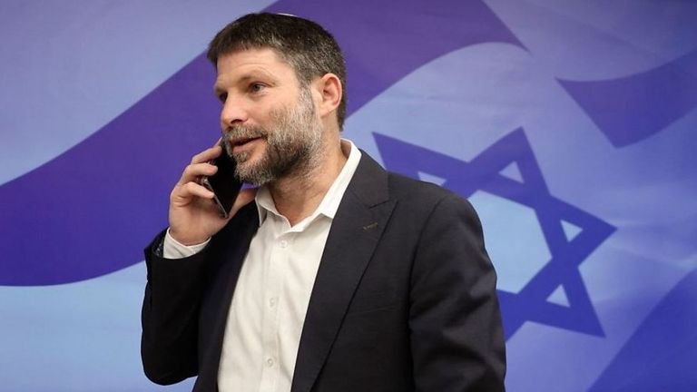 بتسلئيل سموتريتش مطالبات بعودة الأسرى