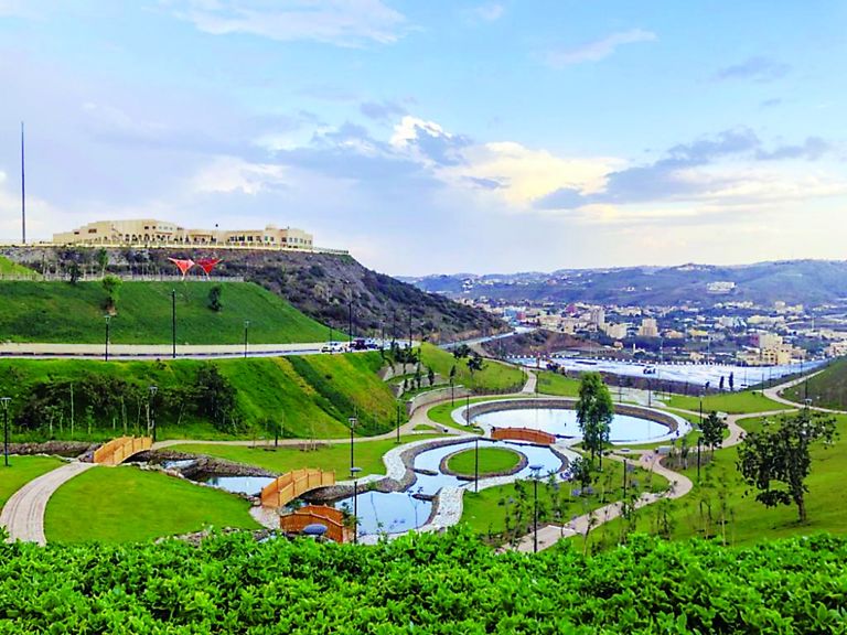 حديقة الأمير حسام أحد أفضل أماكن سياحية في الباحة للعوائل