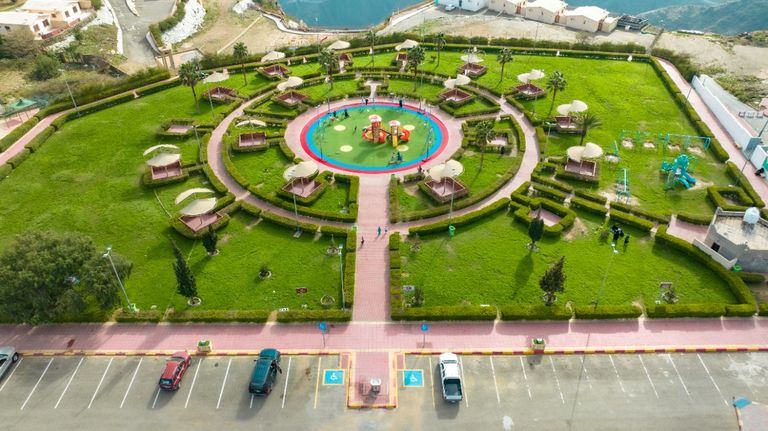 حديقة الأمير محمد بن سعود بالباحة أحد أماكن سياحية في الباحة للعوائل