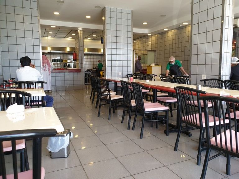 مطعم أبو الخير الرمادي أحد أفضل المطاعم في الباحة