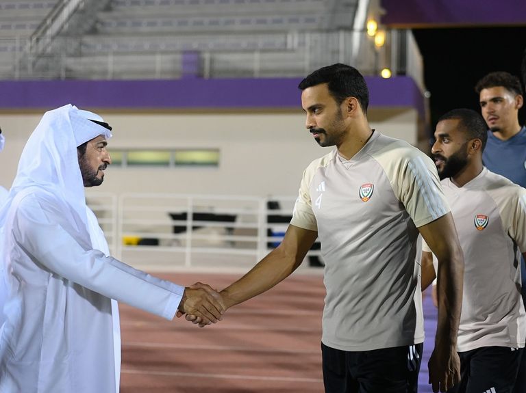 الشيخ حمدان بن مبارك آل نهيان رئيس الاتحاد الإماراتي لكرة القدم 