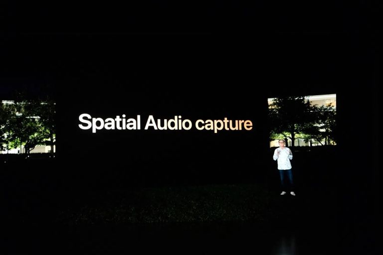 آيفون 16 برو وآيفون 16 برو ماكس