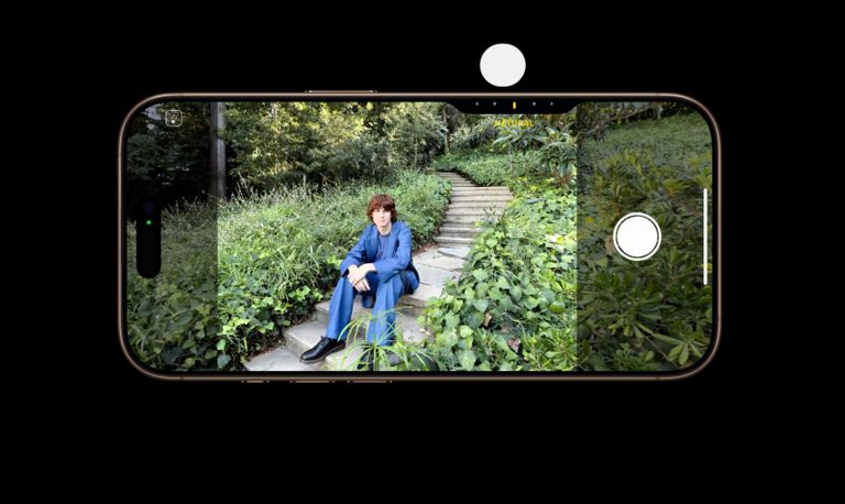 آيفون 16 برو وآيفون 16 برو ماكس