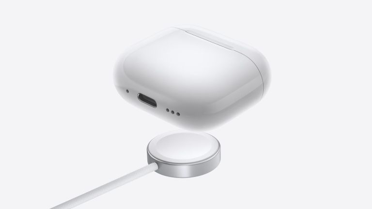 سماعة أبل AirPods 4