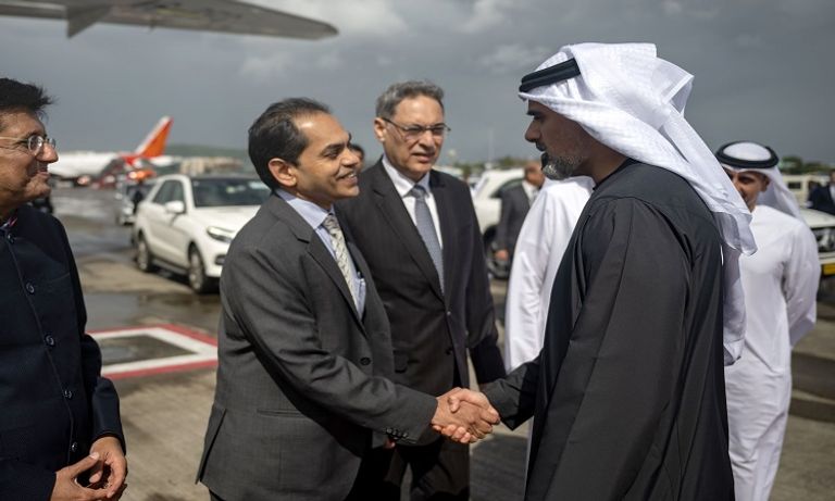 جانب من زيارة الشيخ خالد بن محمد بن زايد آل نهيان ولي عهد أبوظبي
