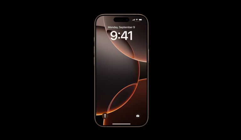 iPhone 16 - أرشيفية 