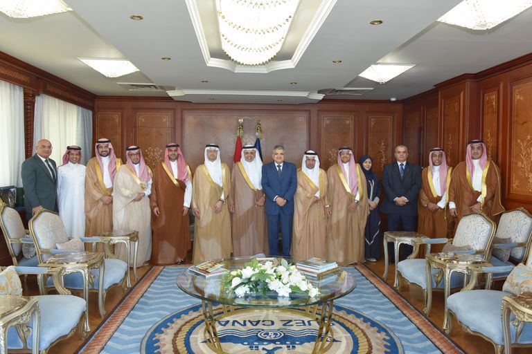 الفريق أسامة ربيع ورئيس هيئة النقل السعودية في مجال السياحة البحرية