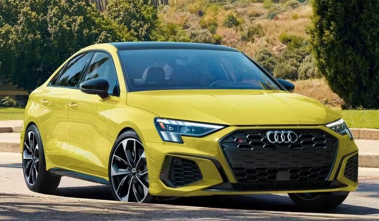 طراز Audi S3 طراز Genesis G70 2.5 T RWD