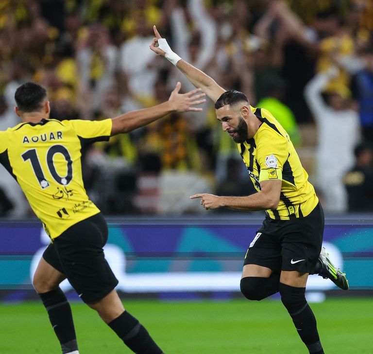 الاتحاد يتصدر الدوري السعودي