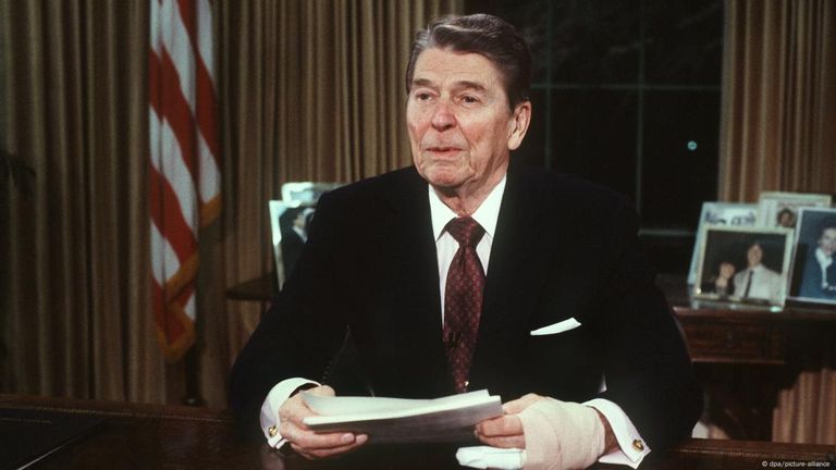 ترامب بعد نجاته من محاولة اغتياله 