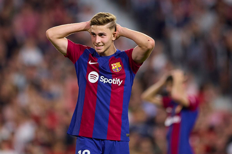 فيرمين لوبيز داني أولمو نجم برشلونة