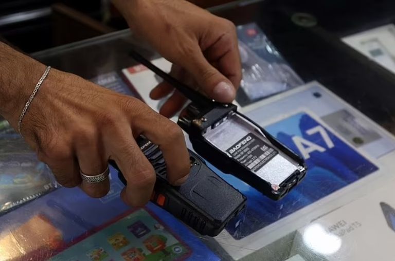 أجهزة اللاسلكي في بيروت أحد المصابين من تفجيرات بيروت