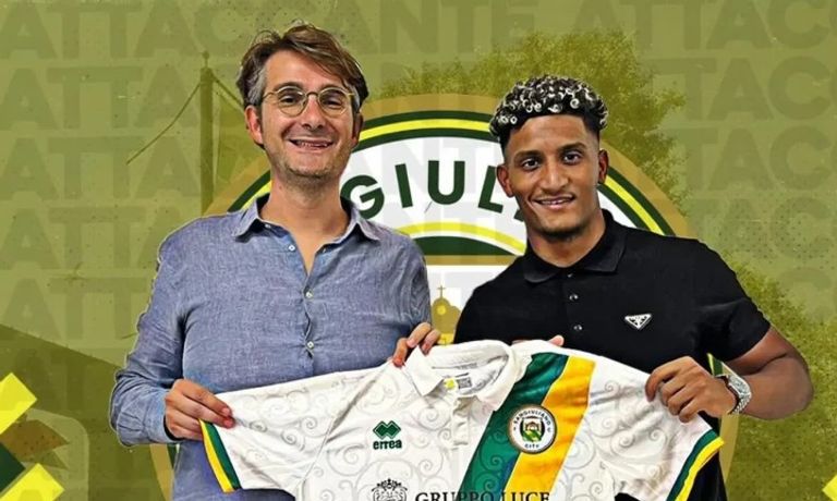 نبيل الماكني