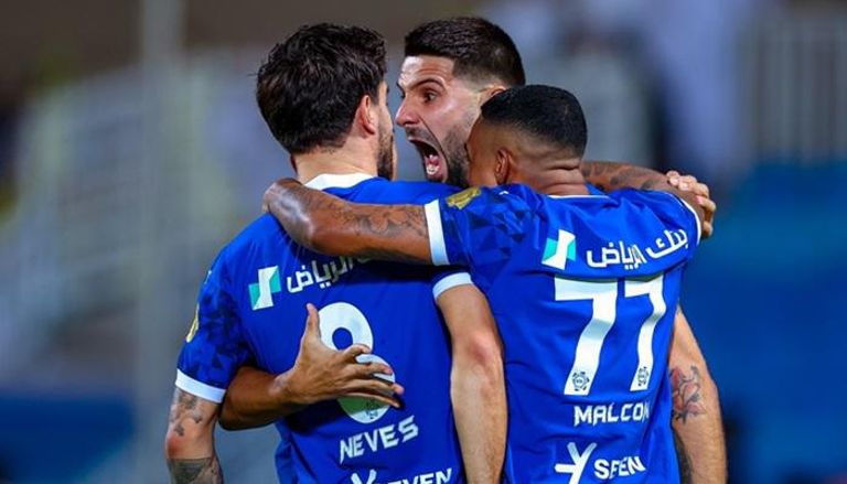 الاتحاد والهلال