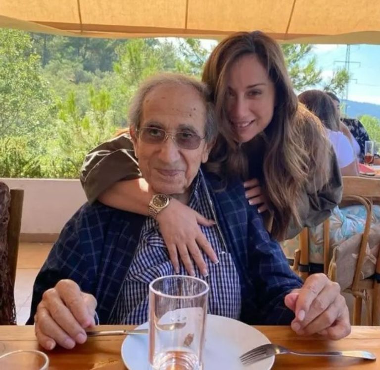 الفنانة اللبنانية كارين رزق الله