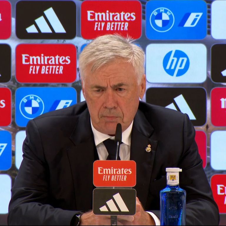 فينيسيوس جونيور يتلقى بطاقة صفراء للاعتراض