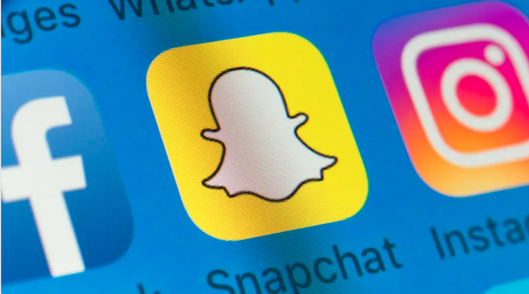 سناب شات تضيف ذكاء غوغل الاصطناعي إلى My AI سناب شات تضيف ذكاء غوغل الاصطناعي إلى My AI