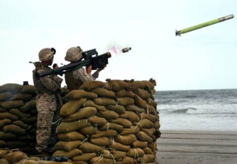 إطلاق صاروخ «ستينغر» 