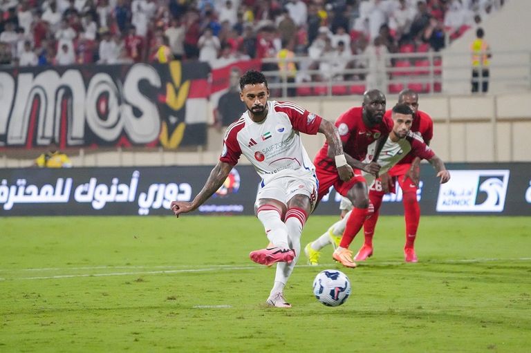 الشارقة والبطائح - الدوري الإماراتي