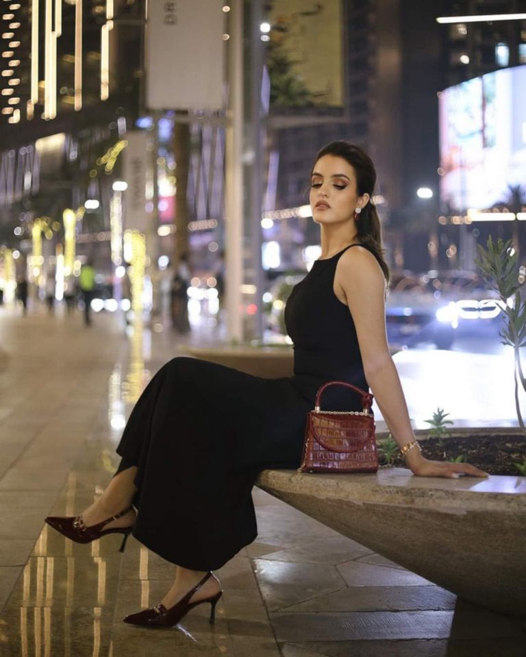 الفنانة التونسية آية دغنوج