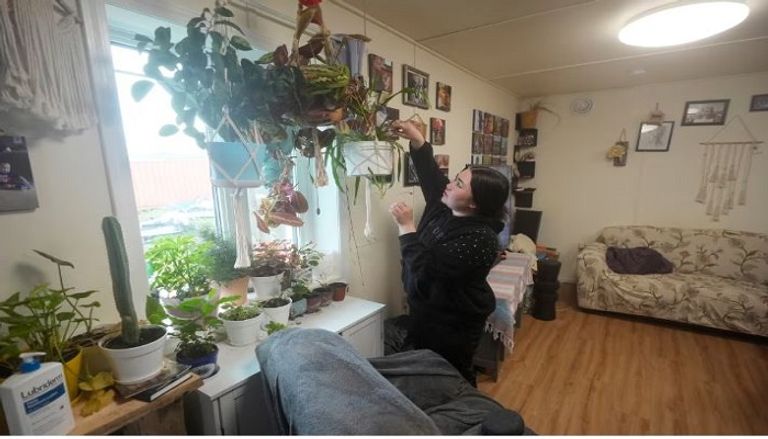 أحد مشاهد الدمار التي خلفها التغير المناخي بالقرية 