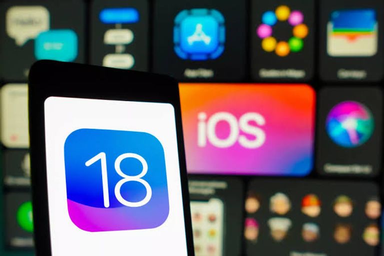 نظام التشغيل iOS 18