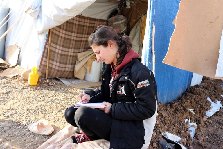 كتابة المذكرات اليومية