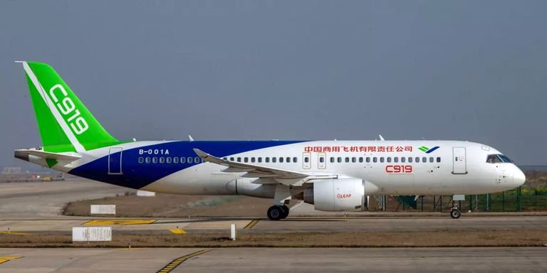 طائرة C919 طائرة C919 من كوماك الصينية