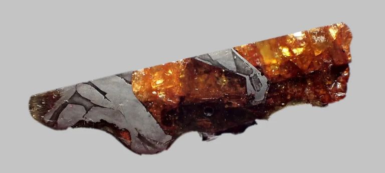 نيازك بالاسايت