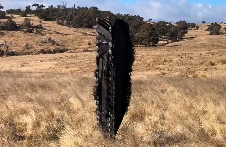 مخاوف من تكوين سحابة كثيفة من الحطام الفضائي حول الأرض