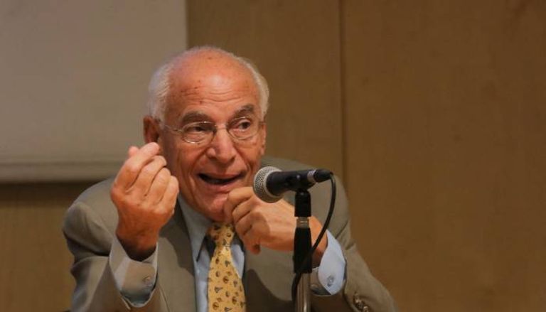 العالم فاروق الباز العالم فاروق الباز