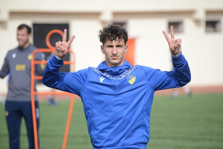 عادل بولبينة موهبة الجزائر عادل بولبينة