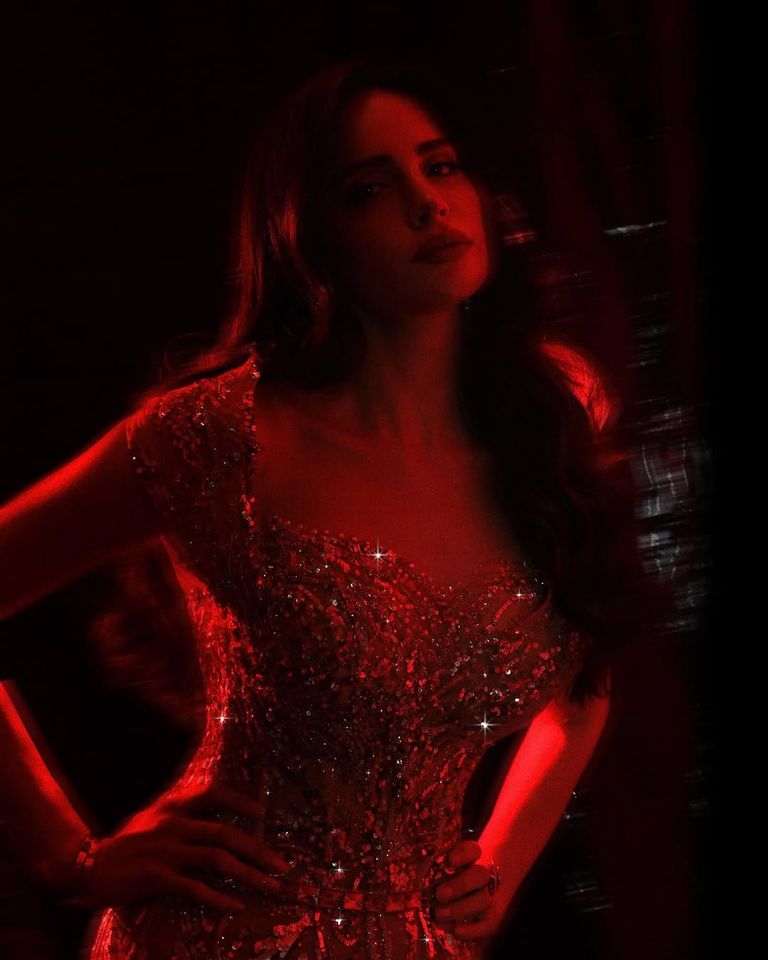 الفنانة آمال ماهر