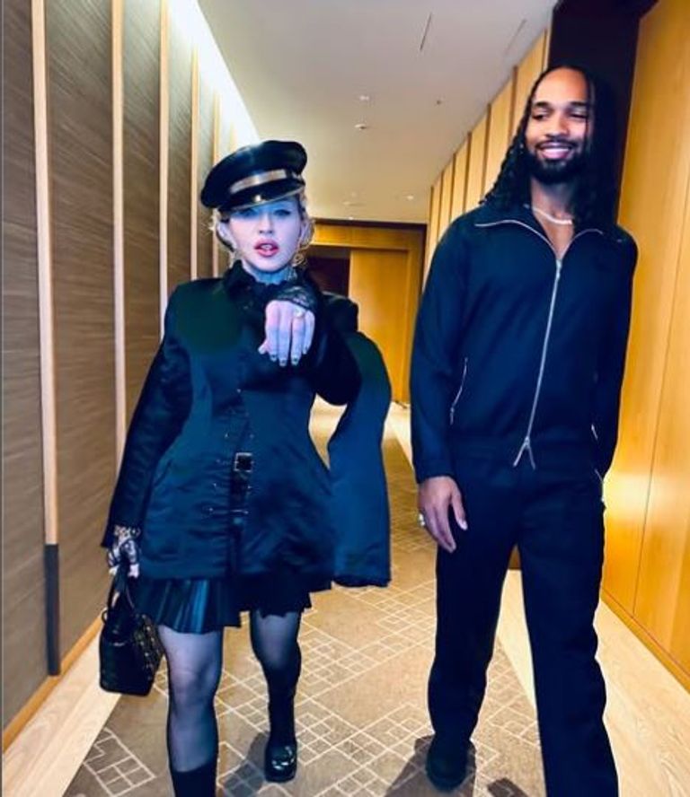 مادونا وحبيبها أكيم موريس